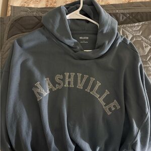 Hollister Women’s Gray Nashville Hoodie